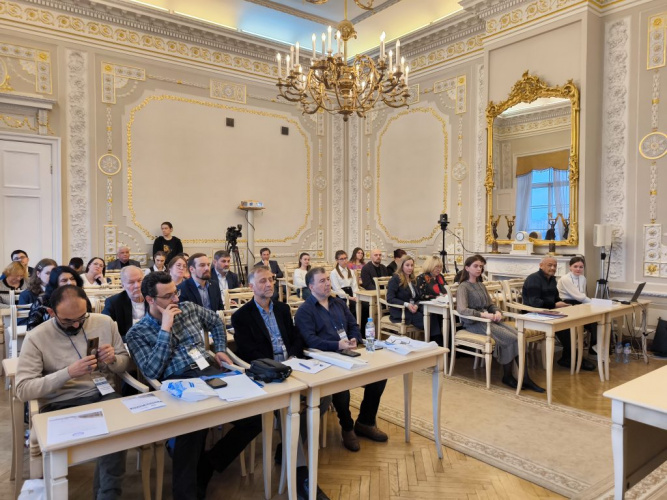 مؤسسة سمت تشارك في مؤتمر «روسيا وإيران: دور الثقافة والفن في تطوير وتعزيز الحوار بين الشعوب» الدولي بسانت بطرسبرغ