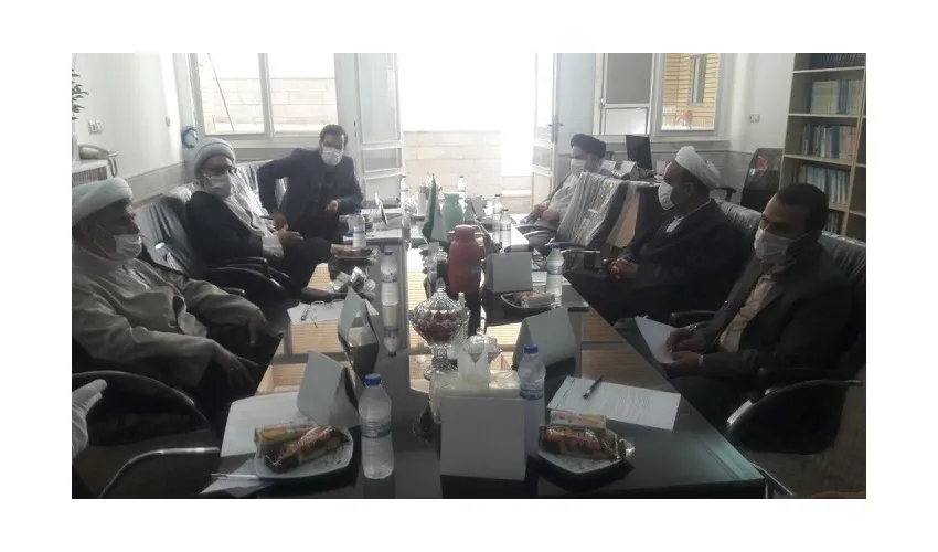 نشست اعضای کارگروه تخصصی مطالعات قرآنی سازمان «سمت» در قم