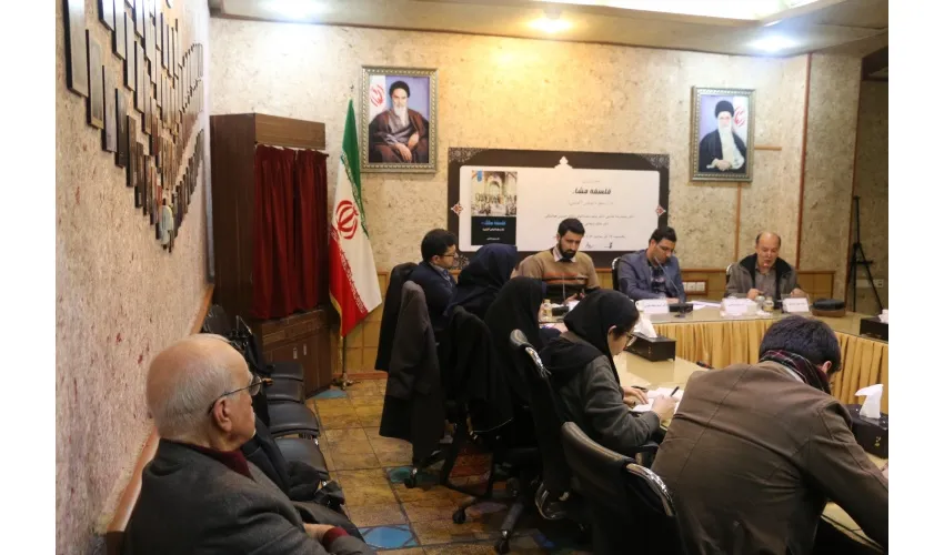 خادمی: فارابی و ابن‌رشد در فلسفه مشاء ما غایب هستند