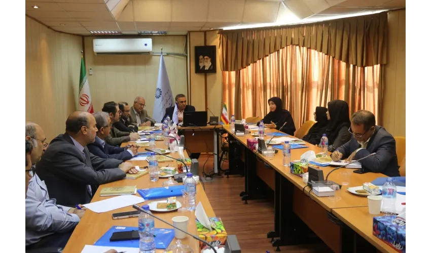 در نشست تخصصی گروه جغرافیا و برنامه‌ریزی شهری مطرح شد: ضرورت نیازسنجی در تامین منابع جدید درسی و به‌روزرسانی منابع پیشتر چاپ شده