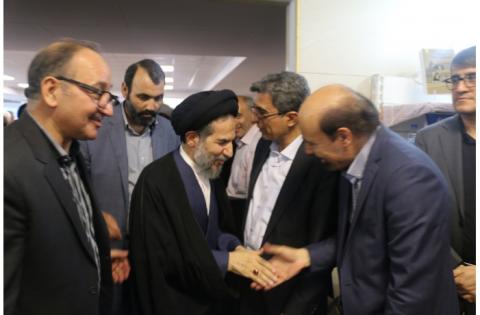 آیین بزرگداشت و مراسم سالگرد دکتر احمد احمدی برگزار شد — تصویر 3