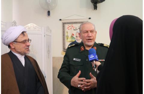 سرلشکر صفوی: دولت جدید آمریکا هم نمی‌تواند مانع سقوط هیمنه آمریکا شود/ آیت‌الله احمد عابدی: تواضع، فروتنی و دلدادگی به اهل‌بیت (ع) در حاج قاسم مشهور بود — تصویر 6