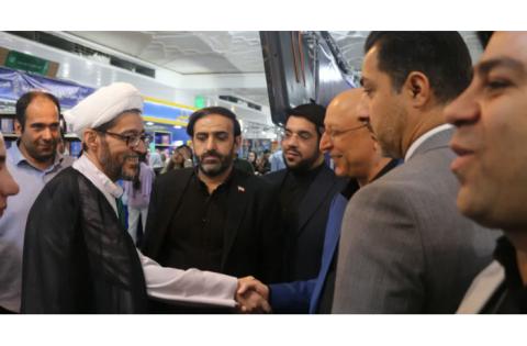 دیدار رئیس «سمت» با وزیر علوم در نمایشگاه کتاب — تصویر 3