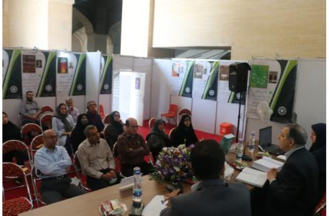 برگزاری نشست علمی کتاب «رده‌شناسی زبانهای ایرانی» در سرای علمی-فرهنگی دانشگاهی نمایشگاه کتاب تهران — تصویر 4