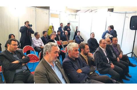 هم‌اکنون جلسه رونمایی از کتاب «سمت» در سرای ناشران دانشگاهی — تصویر 6