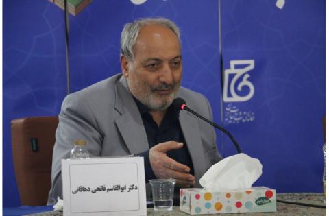 گزارش تصویری از غرفه «سمت» در سی‌وپنجمین نمایشگاه بین‌المللی کتاب تهران — تصویر 8