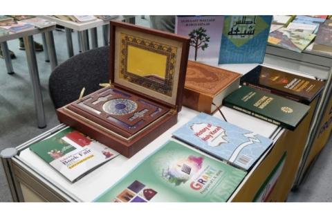 آثار «سمت» در سی‌وهشتمین نمایشگاه بین‌المللی کتاب مسکو — تصویر 2