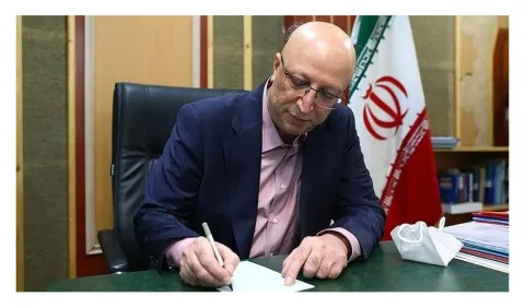 وزیر علوم از زحمات حجت الاسلام والمسلمین ذبیحی تشکر کرد