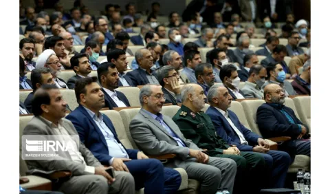 بسیج اساتید برگزار کرد: اولین همایش جهادگران تبیین در دانشگاه