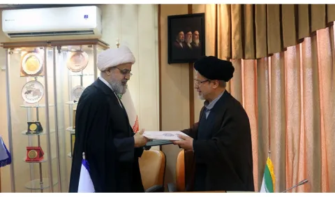 امضای تفاهم‌نامه همکاری میان رئیس سازمان «سمت» و رئیس شورای تحول و ارتقای علوم انسانی